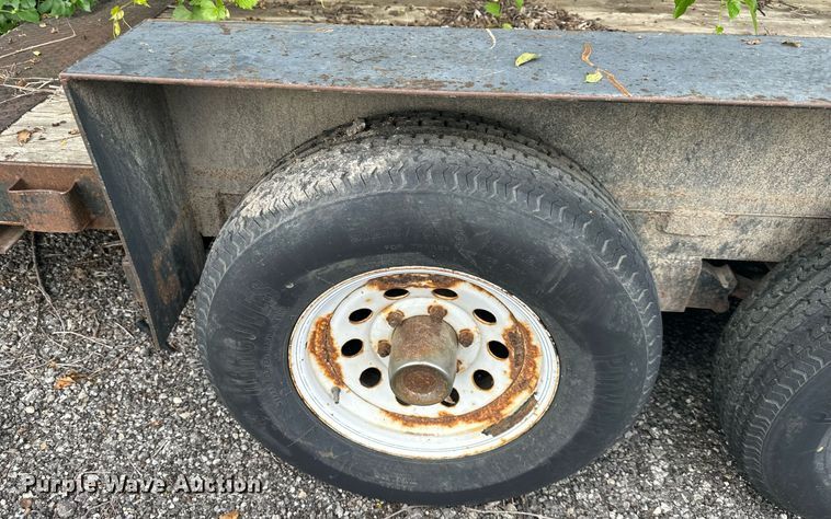 image for item JX9002 2001 Dressen Custom  utility trailer