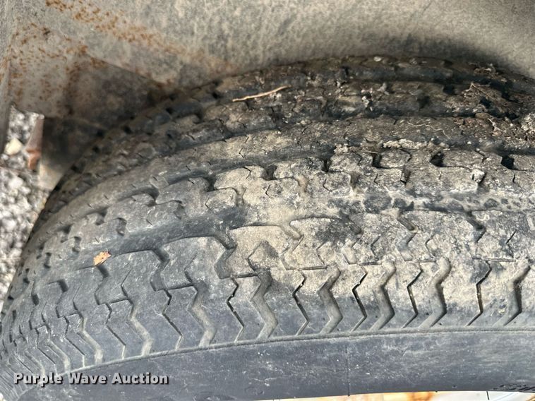 image for item JX9002 2001 Dressen Custom  utility trailer