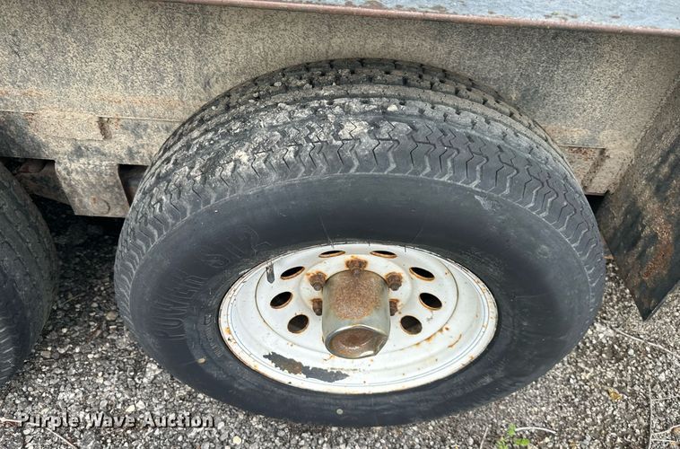 image for item JX9002 2001 Dressen Custom  utility trailer