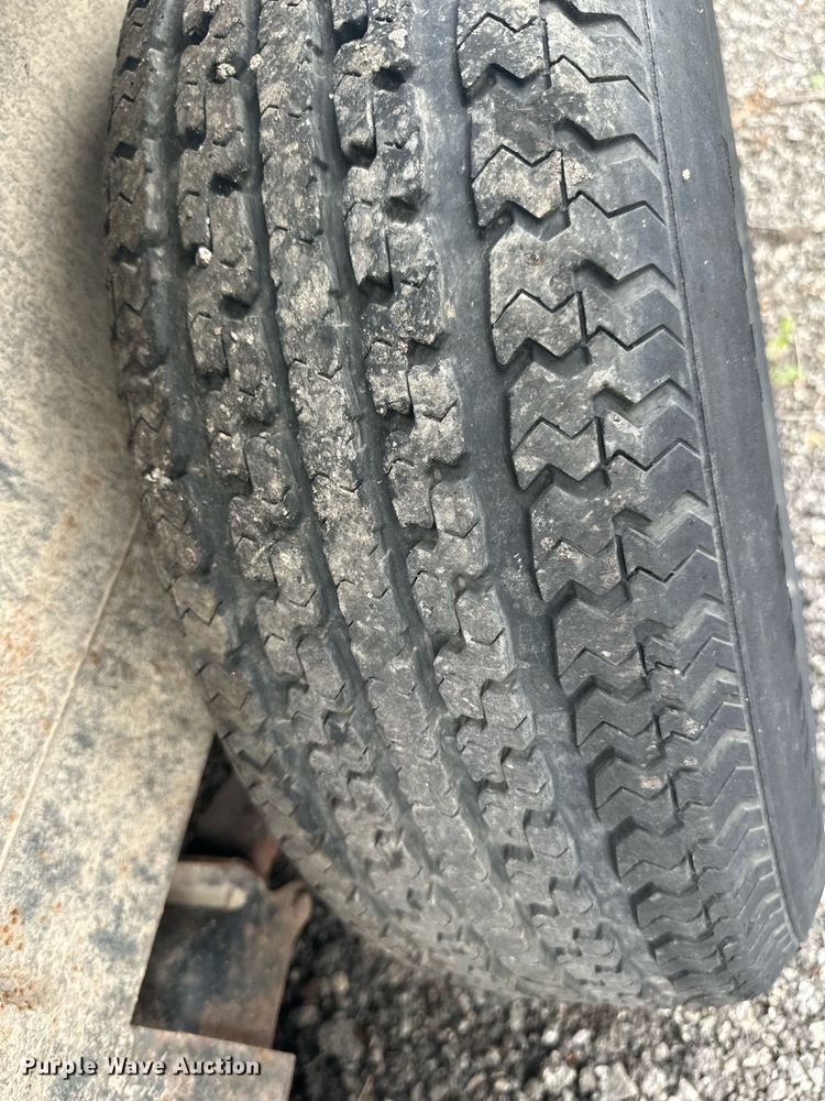 image for item JX9002 2001 Dressen Custom  utility trailer