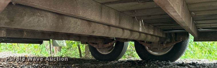 image for item JX9002 2001 Dressen Custom  utility trailer