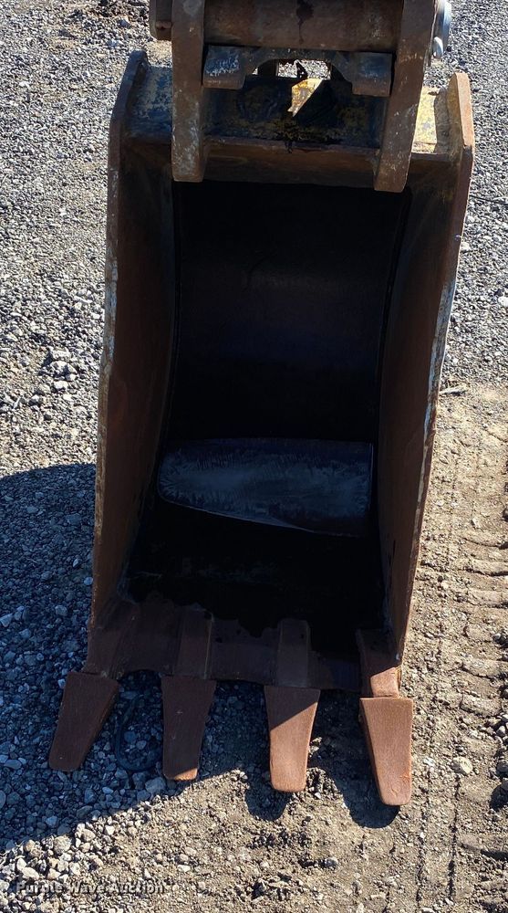 image for item KW9010 2012 John Deere 310SJ  backhoe