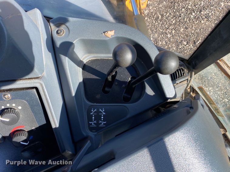 image for item KW9010 2012 John Deere 310SJ  backhoe