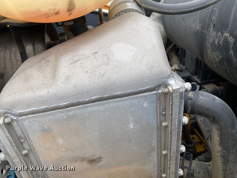 image for item KW9010 2012 John Deere 310SJ  backhoe