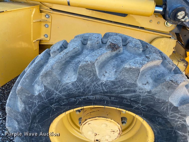 image for item KW9010 2012 John Deere 310SJ  backhoe