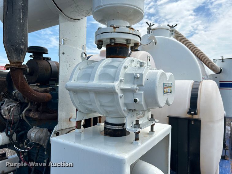 image for item KW9157 2014 Vacmasters SPV-800  vacuum excavator