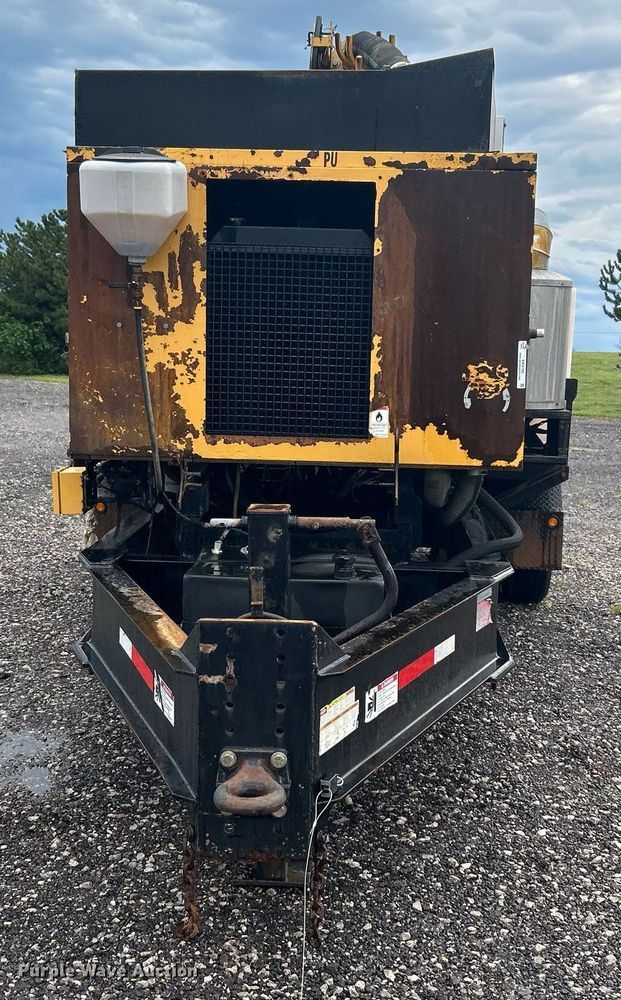 image for item KW9166 2014 Vermeer VX100XT-800AIR  vacuum excavator