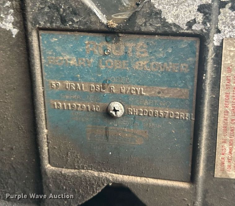 image for item KW9166 2014 Vermeer VX100XT-800AIR  vacuum excavator