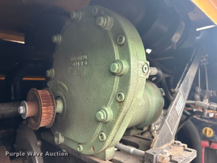 image for item KW9166 2014 Vermeer VX100XT-800AIR  vacuum excavator