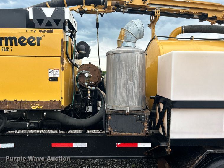 image for item KW9166 2014 Vermeer VX100XT-800AIR  vacuum excavator