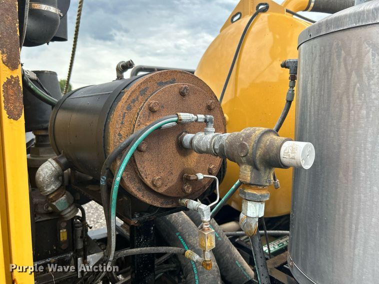 image for item KW9166 2014 Vermeer VX100XT-800AIR  vacuum excavator