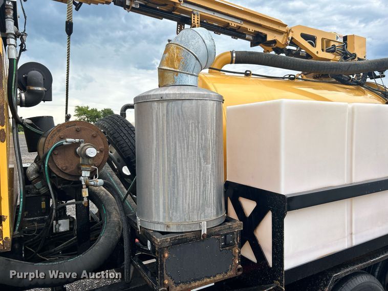 image for item KW9166 2014 Vermeer VX100XT-800AIR  vacuum excavator