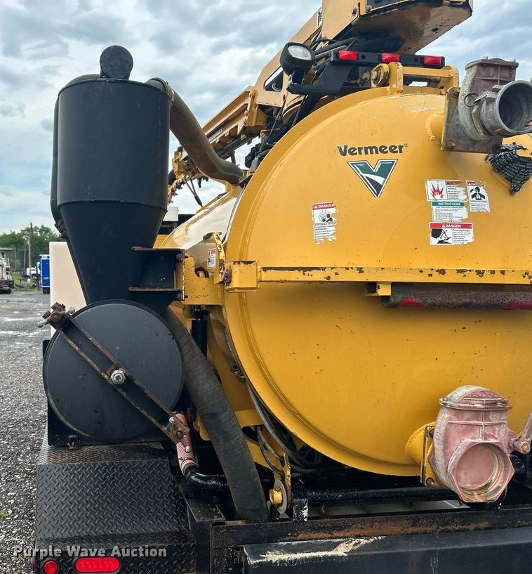 image for item KW9166 2014 Vermeer VX100XT-800AIR  vacuum excavator