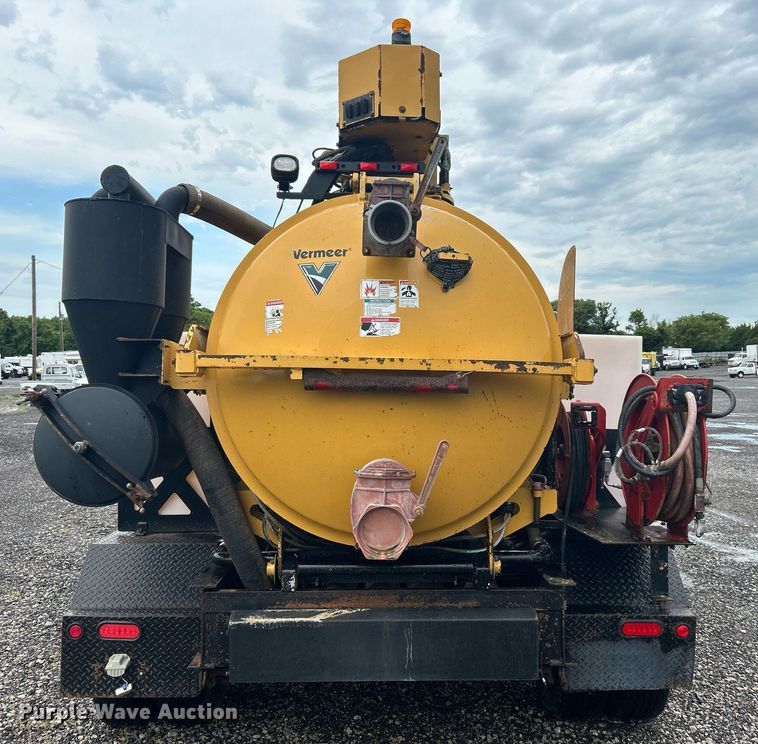 image for item KW9166 2014 Vermeer VX100XT-800AIR  vacuum excavator