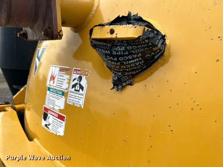 image for item KW9166 2014 Vermeer VX100XT-800AIR  vacuum excavator