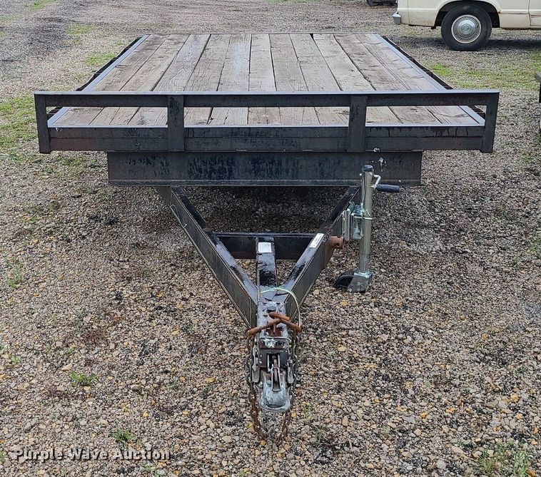 image for item LE9051 1998 Tri-Star  equipment trailer