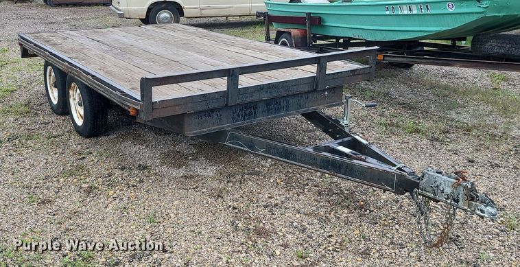 image for item LE9051 1998 Tri-Star  equipment trailer