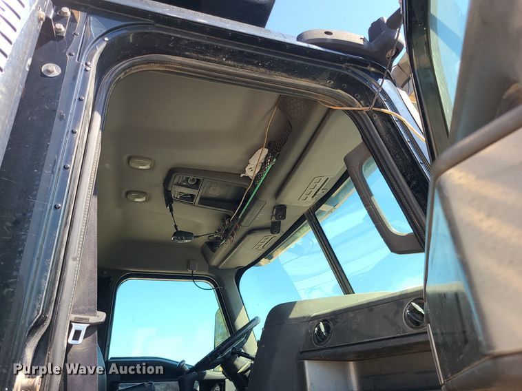 image for item LE9070 2012 Caterpillar CT660L  dump truck