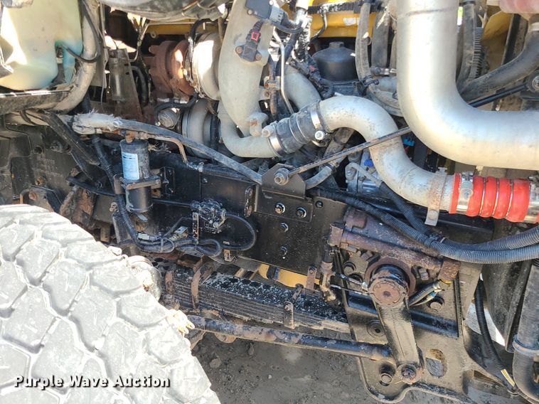 image for item LE9070 2012 Caterpillar CT660L  dump truck