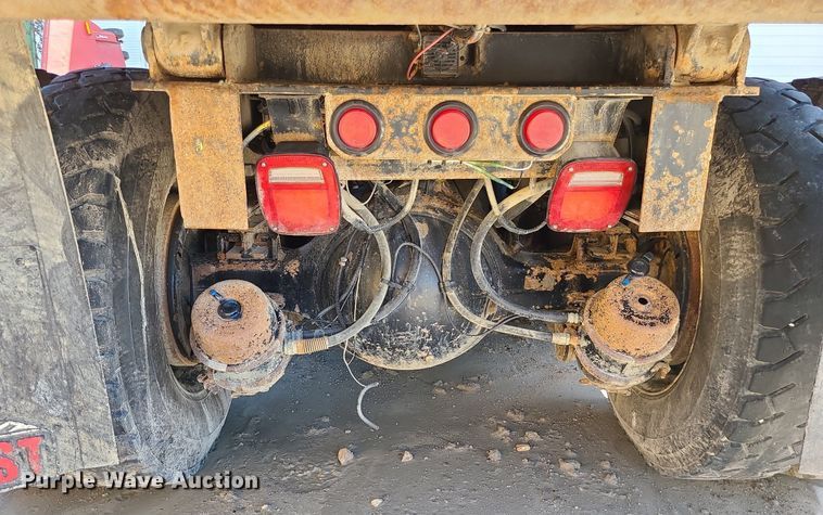 image for item LE9070 2012 Caterpillar CT660L  dump truck