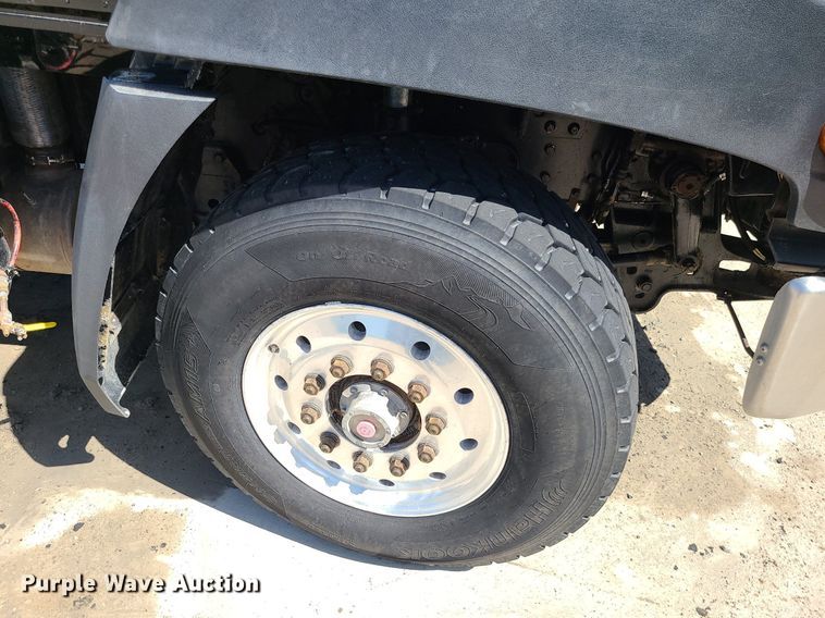 image for item LE9070 2012 Caterpillar CT660L  dump truck