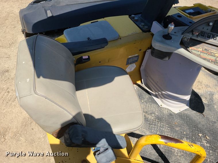 image for item LE9080 Hypac C784  double drum roller