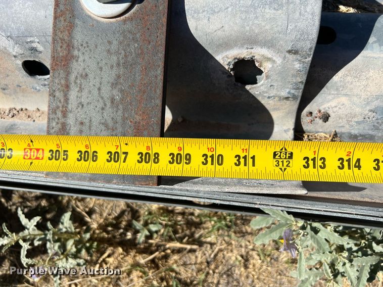 image for item LF9327 Approximately 30 guardrails