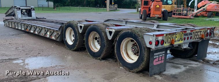 image for item LH9736 2006 Trail King TK110HDG  lowboy equipment trailer