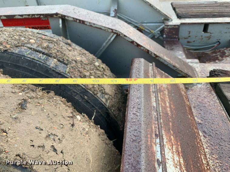 image for item LH9736 2006 Trail King TK110HDG  lowboy equipment trailer