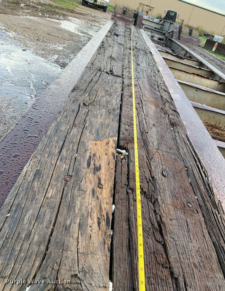 image for item LH9736 2006 Trail King TK110HDG  lowboy equipment trailer