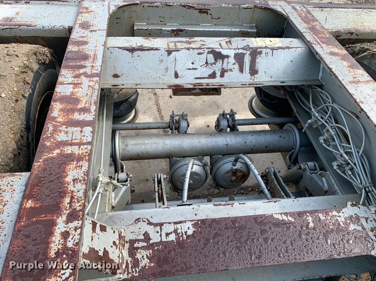 image for item LH9736 2006 Trail King TK110HDG  lowboy equipment trailer