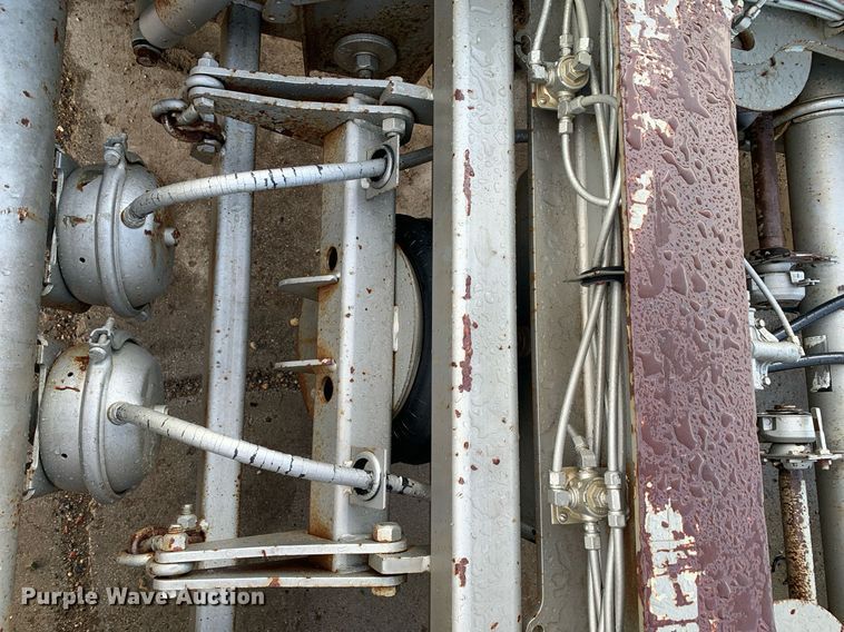 image for item LH9736 2006 Trail King TK110HDG  lowboy equipment trailer