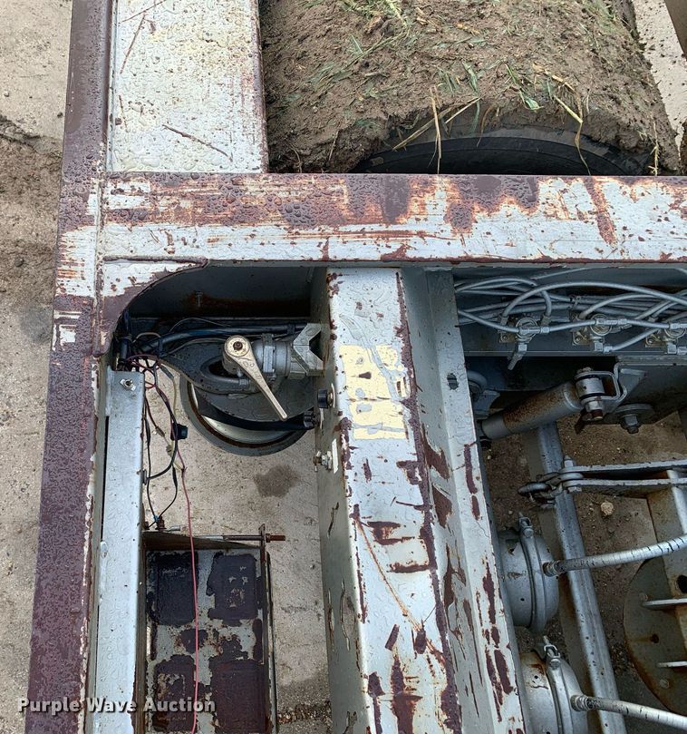 image for item LH9736 2006 Trail King TK110HDG  lowboy equipment trailer