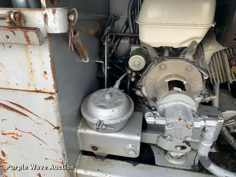 image for item LH9736 2006 Trail King TK110HDG  lowboy equipment trailer