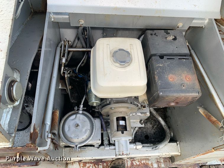 image for item LH9736 2006 Trail King TK110HDG  lowboy equipment trailer