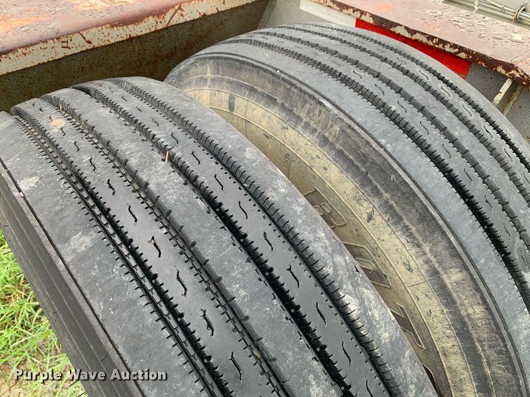 image for item LH9736 2006 Trail King TK110HDG  lowboy equipment trailer