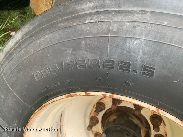 image for item LH9736 2006 Trail King TK110HDG  lowboy equipment trailer