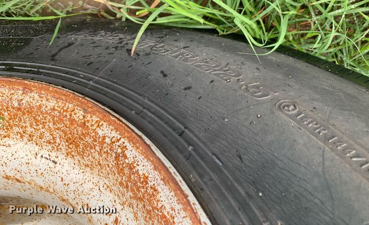 image for item LH9736 2006 Trail King TK110HDG  lowboy equipment trailer