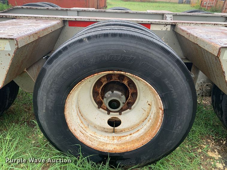 image for item LH9736 2006 Trail King TK110HDG  lowboy equipment trailer