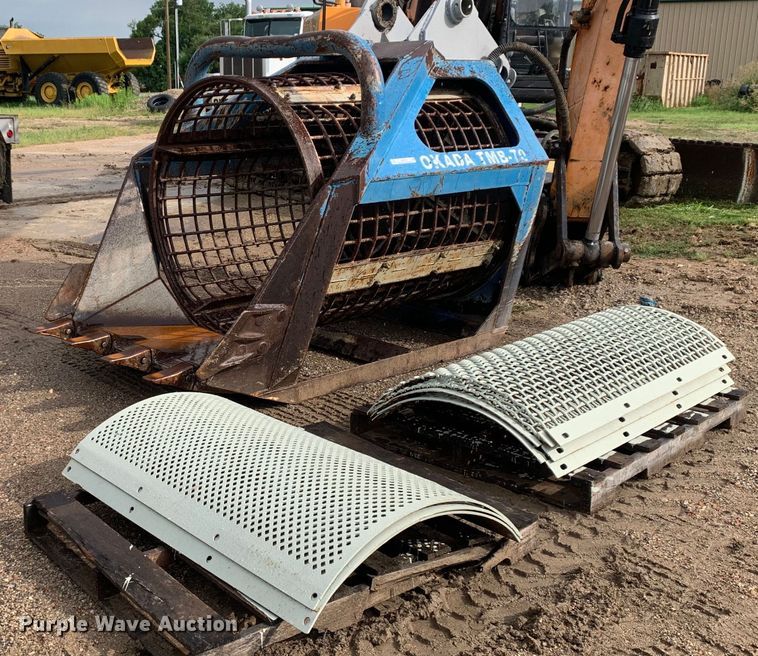 image for item LH9737 Okada TMB-70  trommel bucket