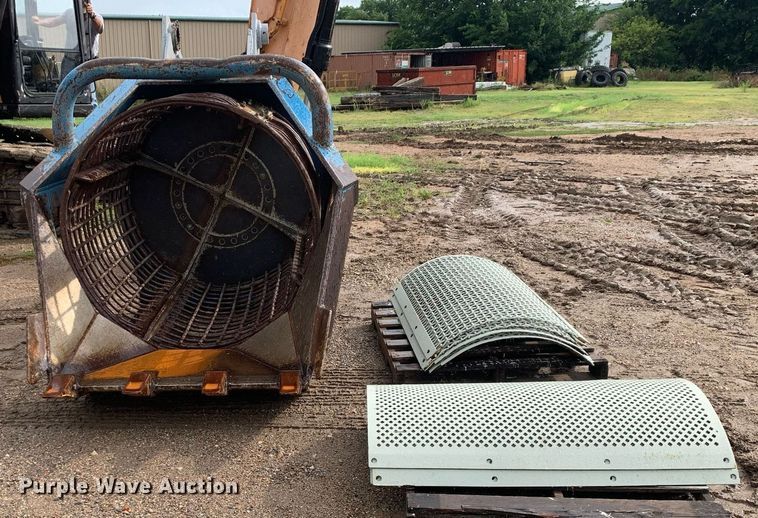 image for item LH9737 Okada TMB-70  trommel bucket