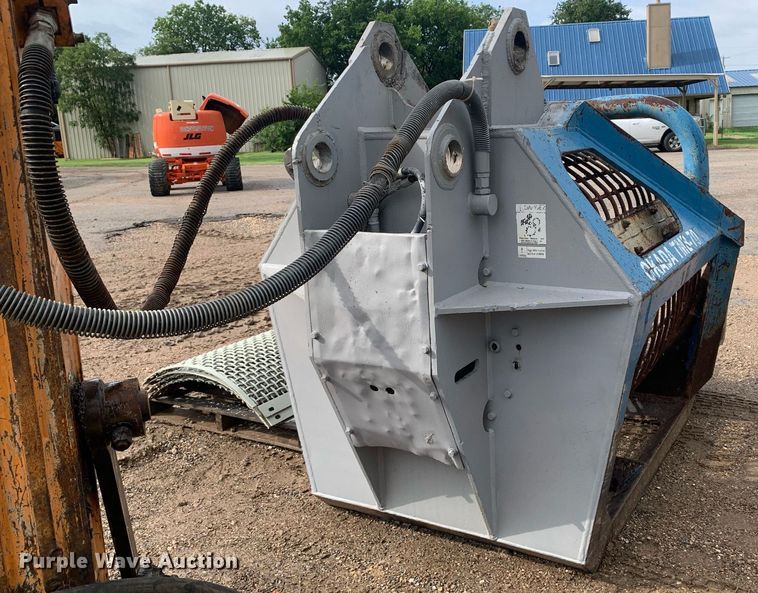 image for item LH9737 Okada TMB-70  trommel bucket