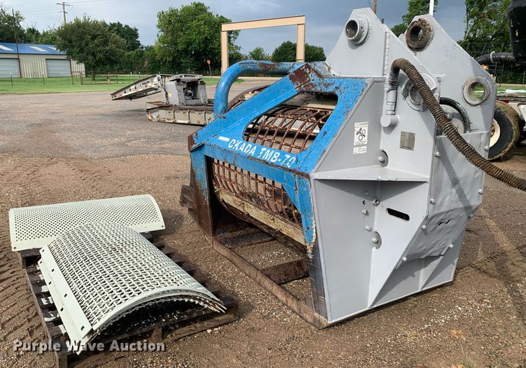 image for item LH9737 Okada TMB-70  trommel bucket