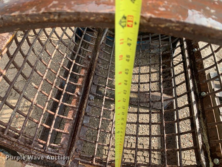 image for item LH9737 Okada TMB-70  trommel bucket