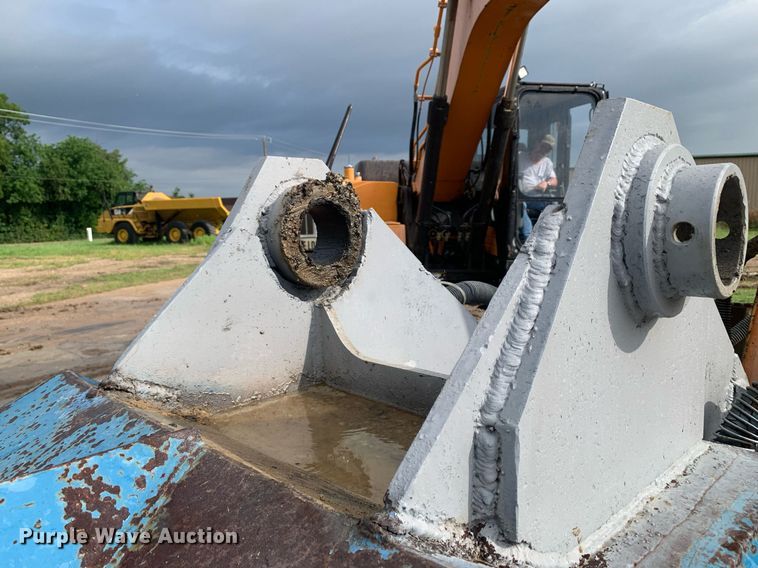 image for item LH9737 Okada TMB-70  trommel bucket