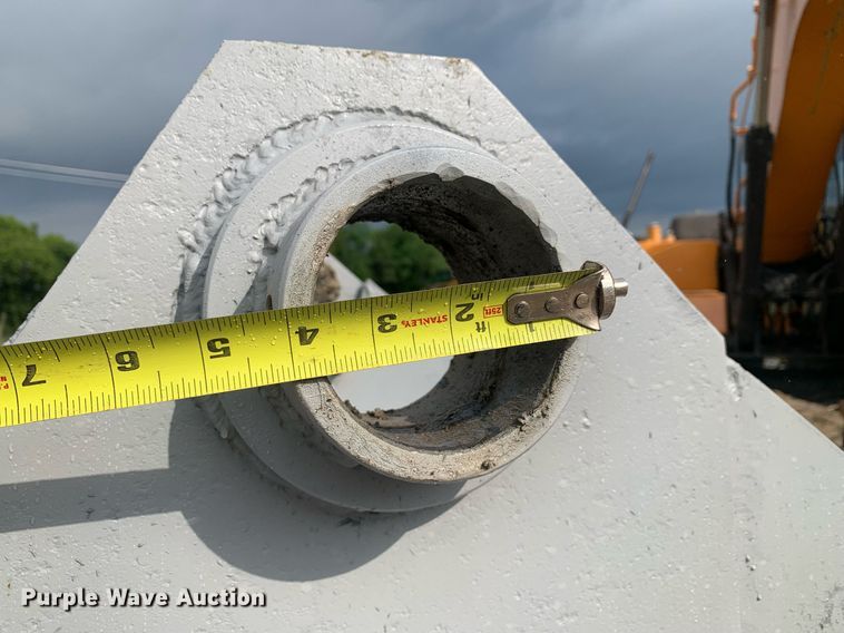 image for item LH9737 Okada TMB-70  trommel bucket