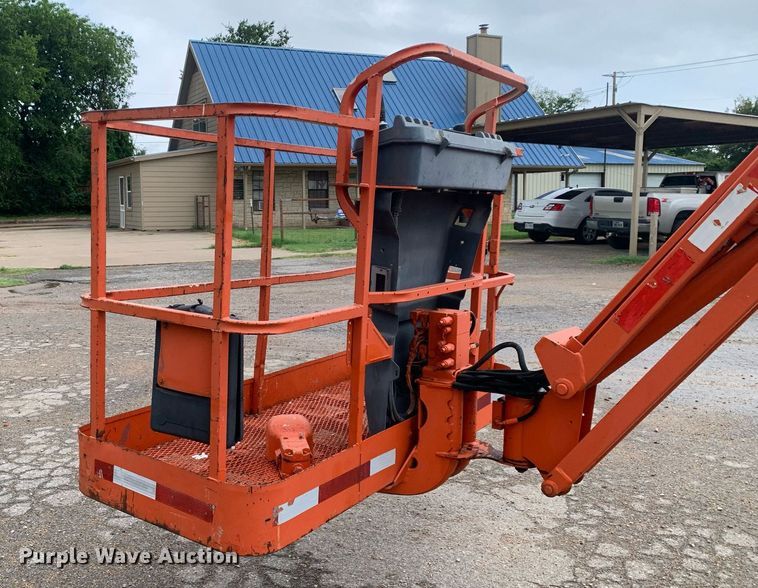 image for item LH9741 2005 JLG 450AJSII  boom lift