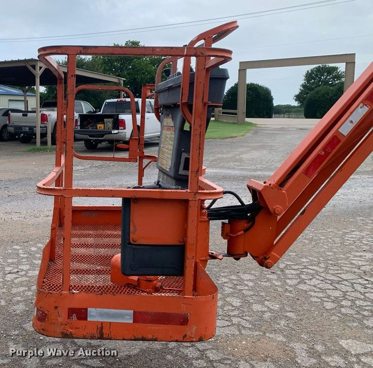 image for item LH9741 2005 JLG 450AJSII  boom lift