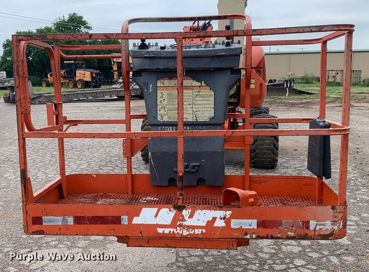 image for item LH9741 2005 JLG 450AJSII  boom lift