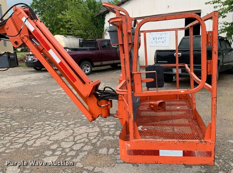 image for item LH9741 2005 JLG 450AJSII  boom lift